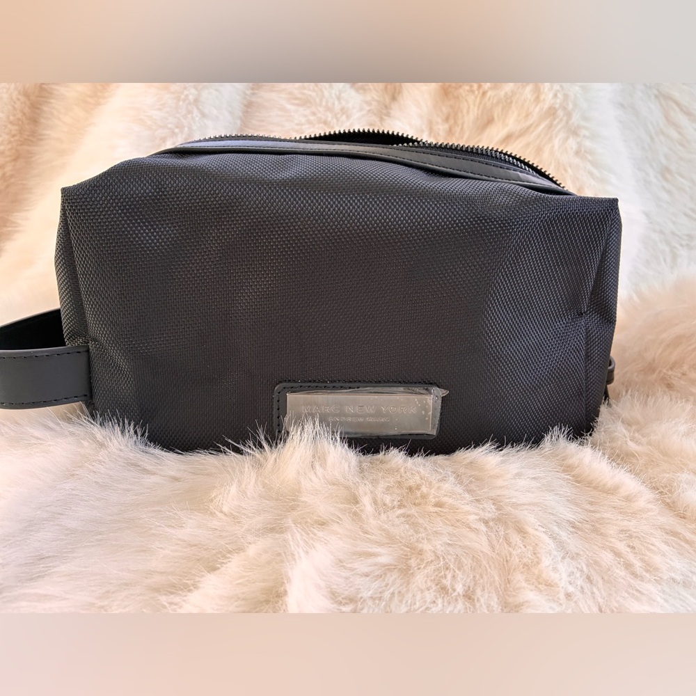 NWOT Marc New York Mens Black Textured Accessory Bag